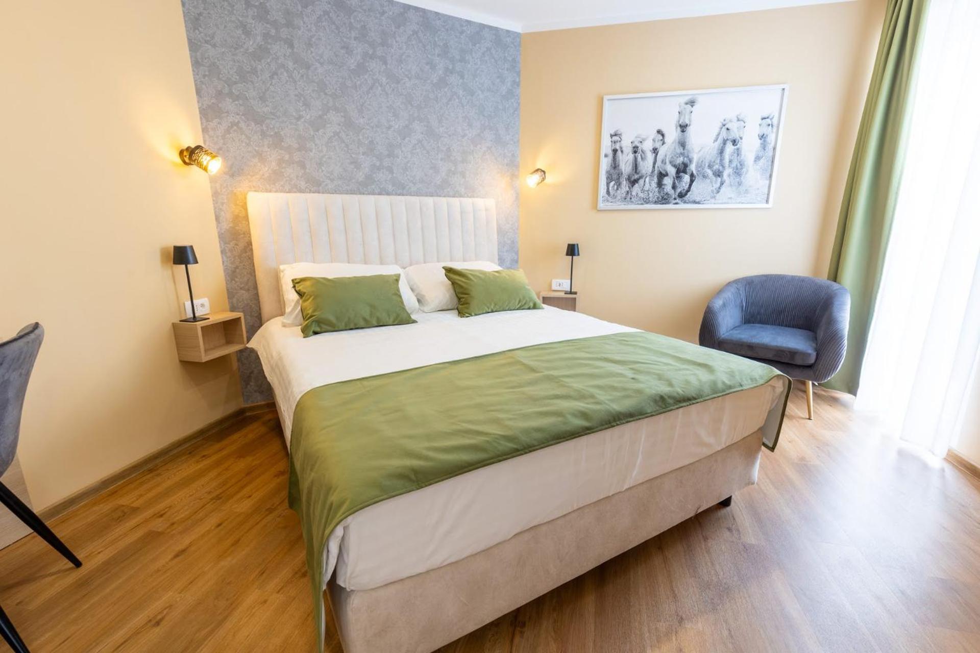 Hotel Dolenjc Novo Mesto Ngoại thất bức ảnh