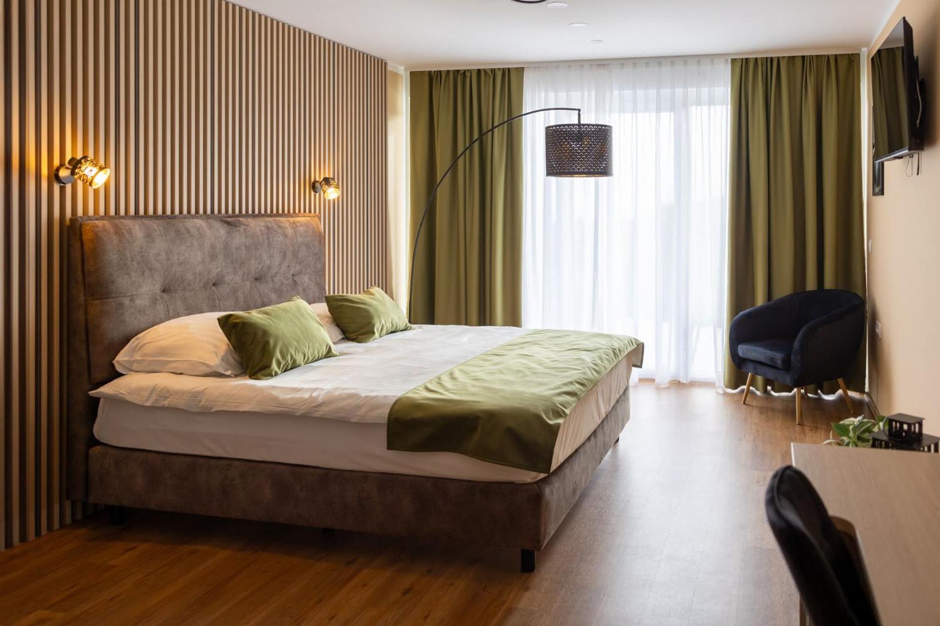Hotel Dolenjc Novo Mesto Ngoại thất bức ảnh