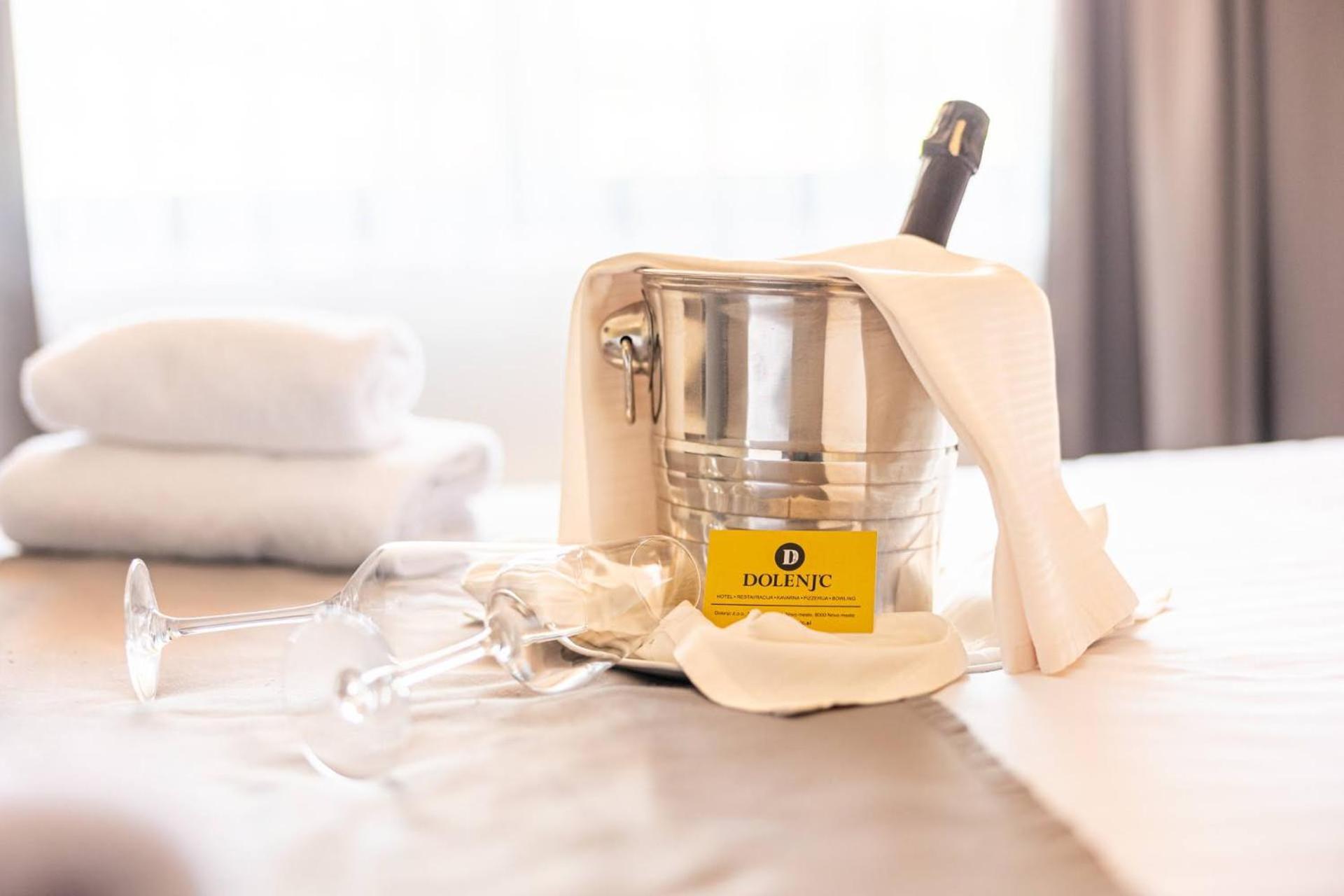 Hotel Dolenjc Novo Mesto Ngoại thất bức ảnh
