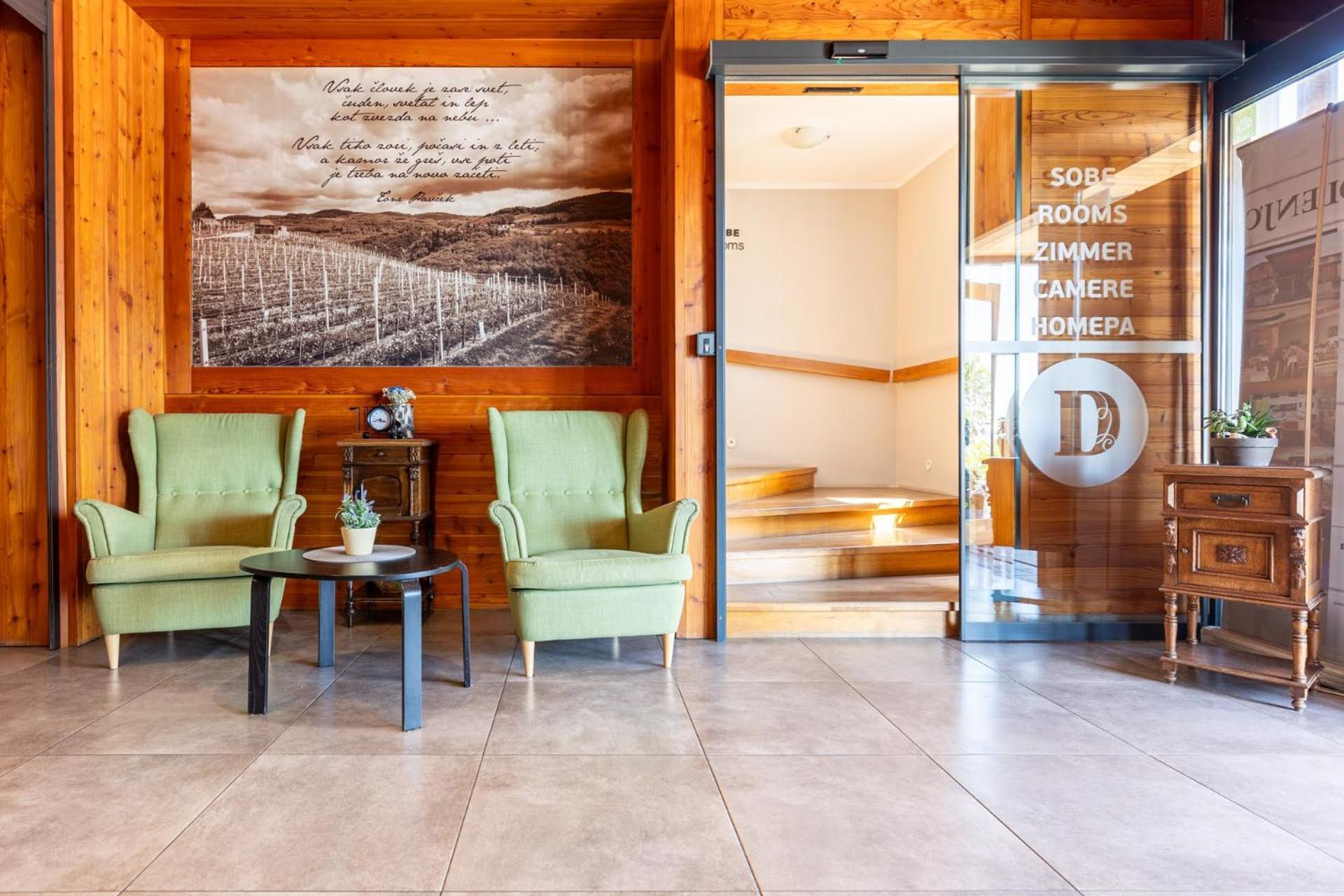 Hotel Dolenjc Novo Mesto Ngoại thất bức ảnh